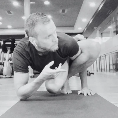 Bru Ortigosa en clases de yoga en ESPAI BO Barcelona