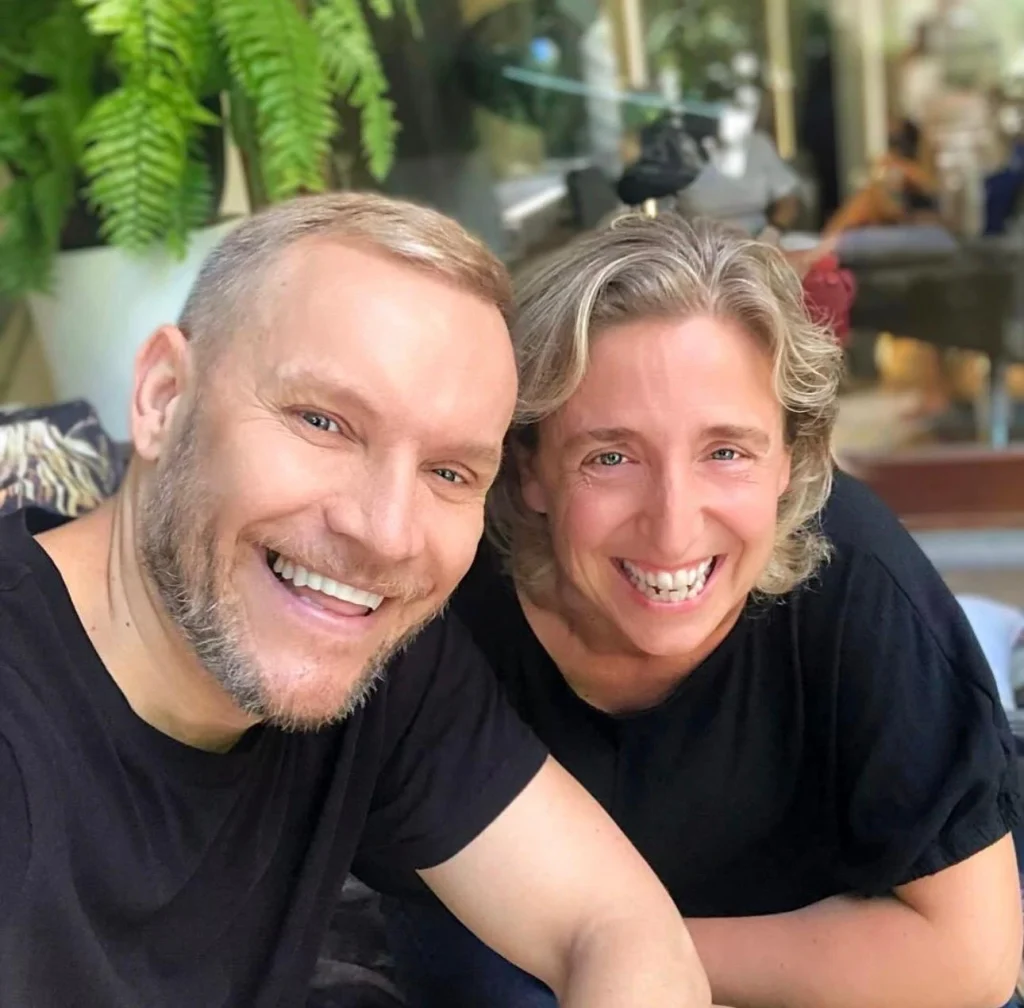 Bru e Imma juntos en Barcelona, ejemplo de amistad y bienestar en ESPAI BO